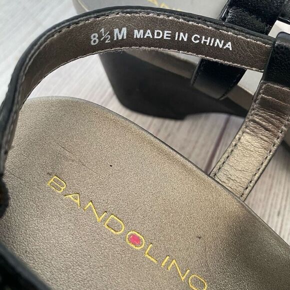 Bandolino women 8.5 open toe wedge sandals w/back strap closure black & silver - Picture 6 of 10